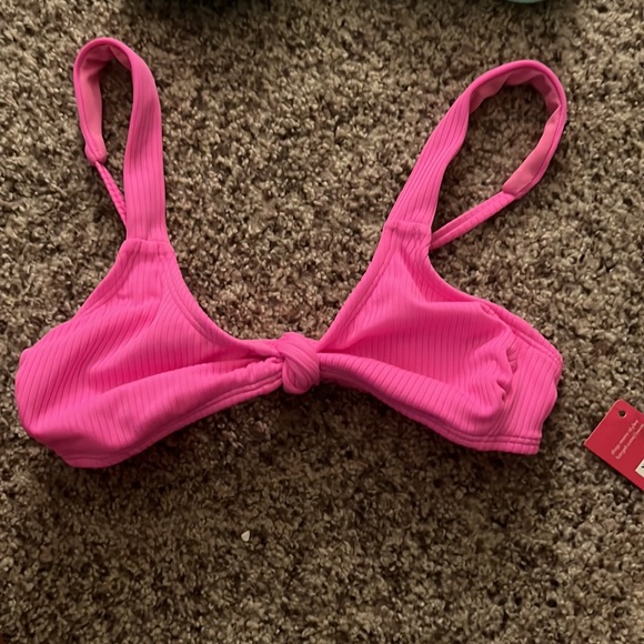 3 bikini tops - Picture 2 of 6